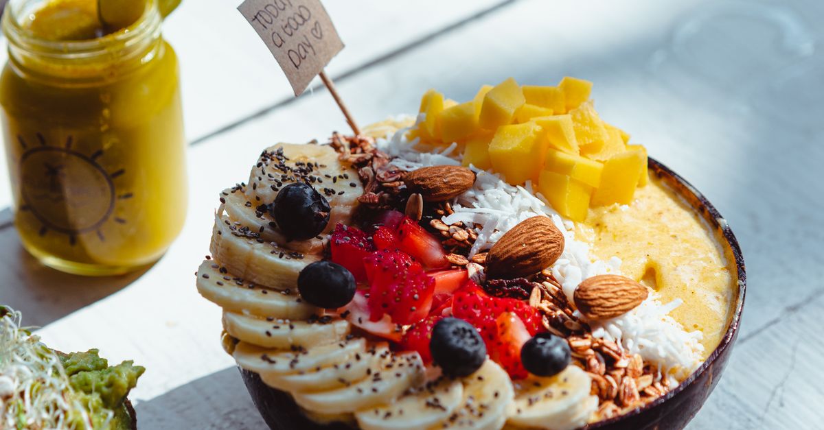 High Fiber Snacks: 20 Options That Actually Keep You Full