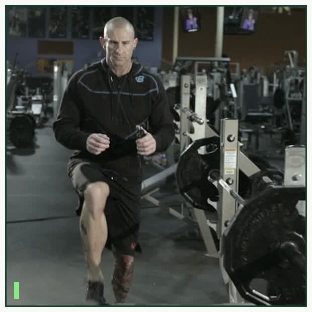 Step-up with Knee Raise demonstration