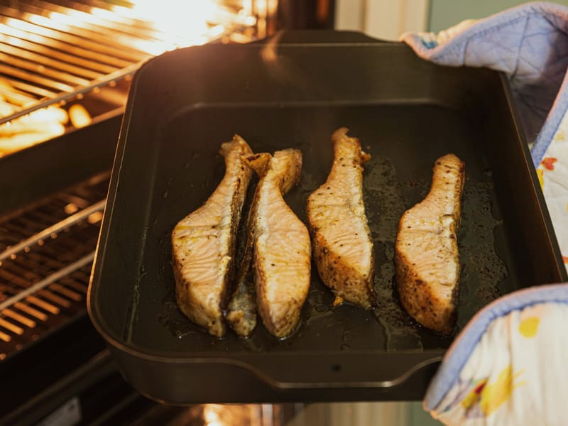 Best Oven-Baked Salmon — Dinner, 395 kcal, 31g protein